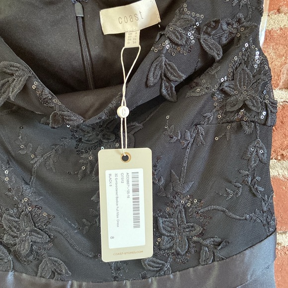 Coast Black satin and lace ballgown US4 - Picture 2 of 5